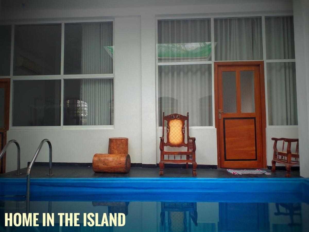 Home In The Island Тангале Екстериор снимка